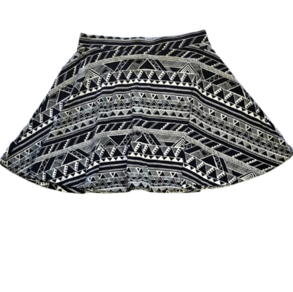 Pink Victoria's Secret Black and White Print Fit and Flare Skater Skirt. Size M. - Picture 2 of 10